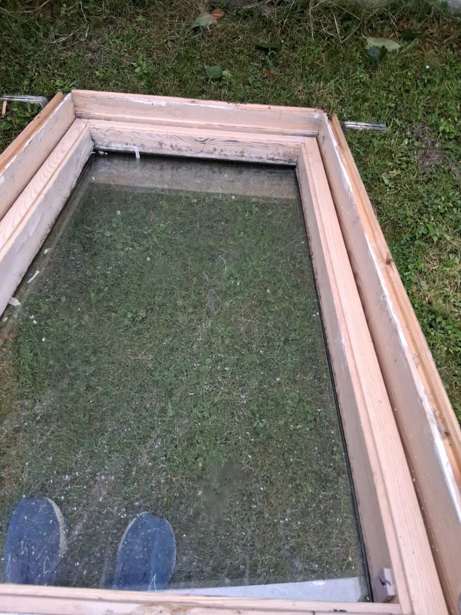 Velux Windows free to take away - Image 2