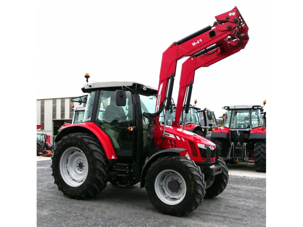 MASSEY FERGUSON 5610 & POWER LOADER - Image 1