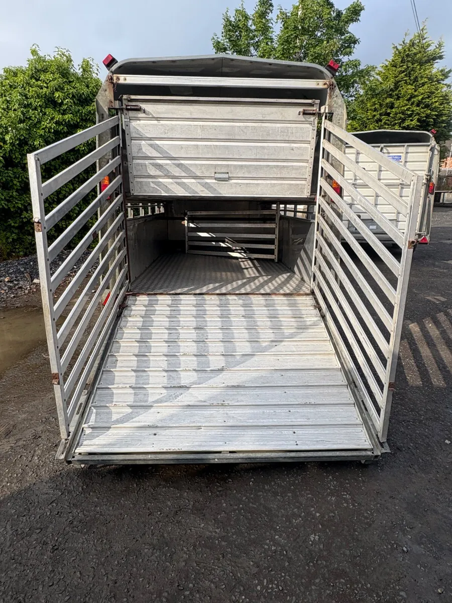 Ifor Williams 12ft cattle sheep trailer - Image 3