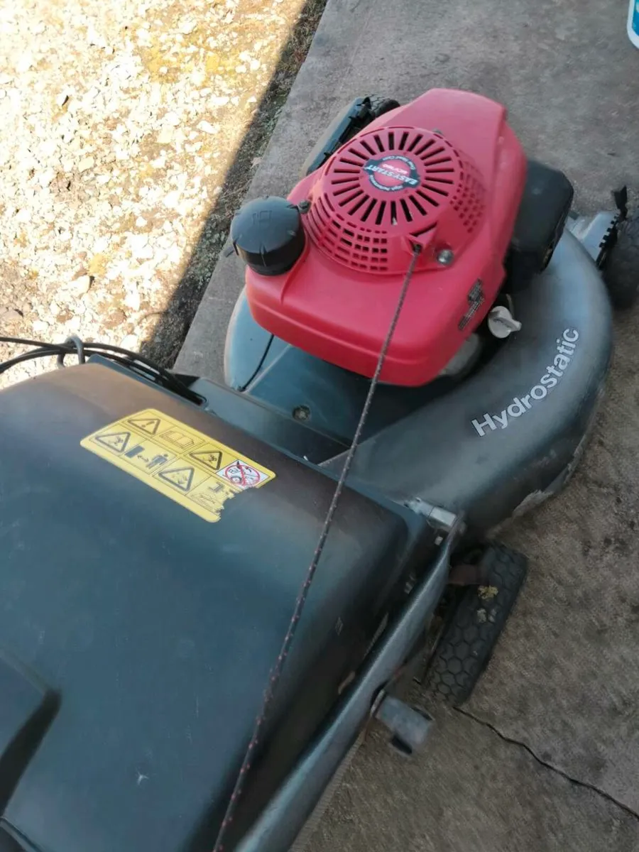Honda lawnmower - Image 2
