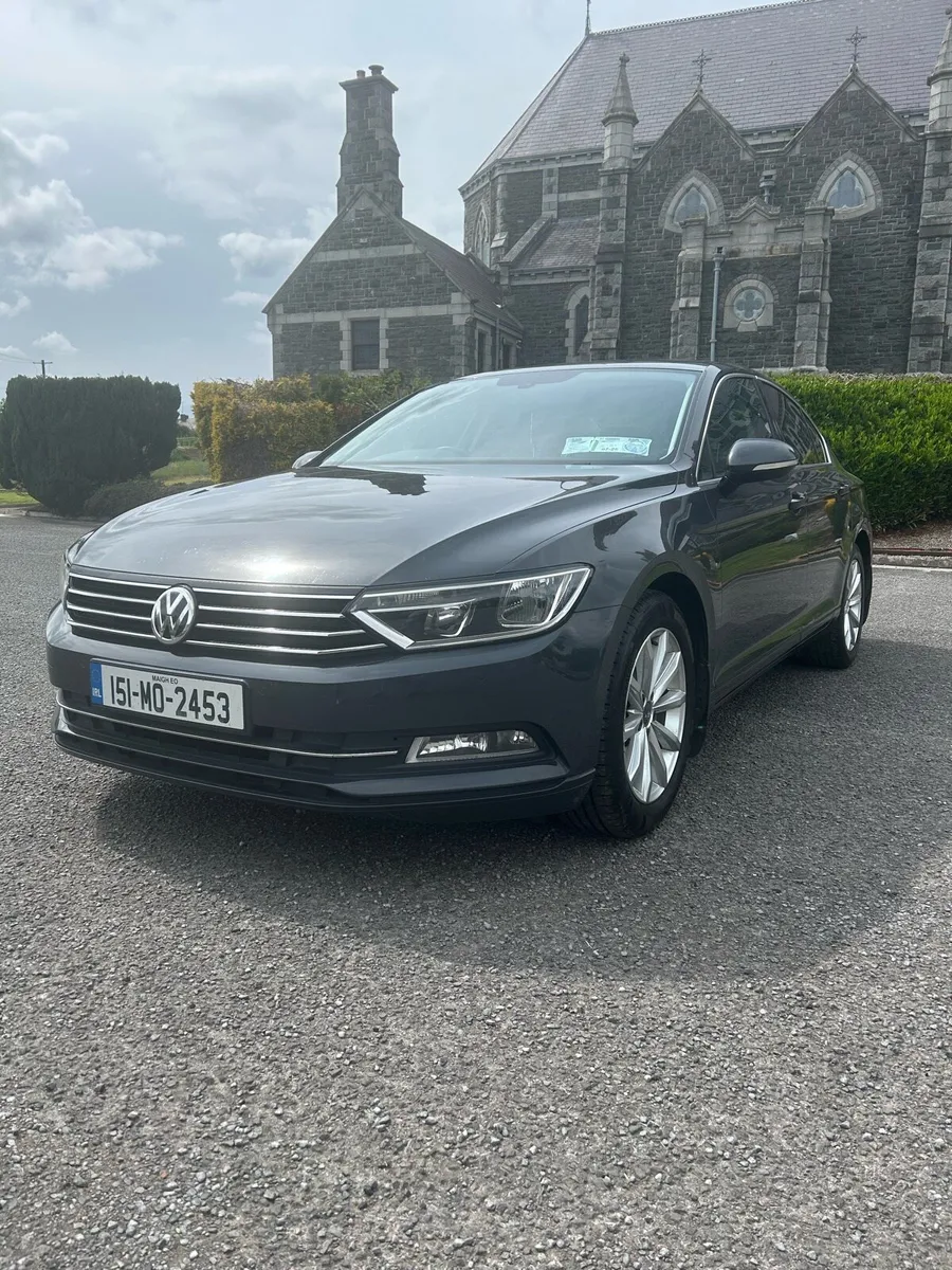 VOLKSWAGEN PASSAT BUSINESS EDITION - Image 1