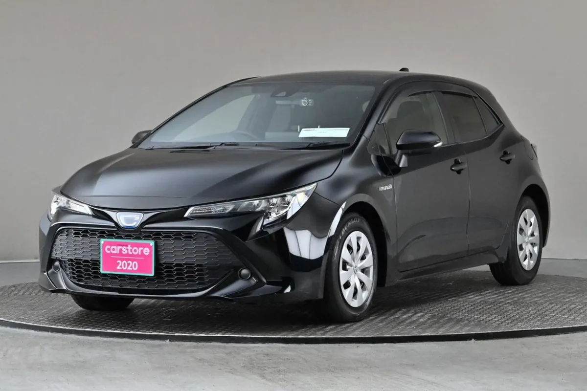 Toyota Corolla 1.8 Hybrid Sport 5DR - Image 3