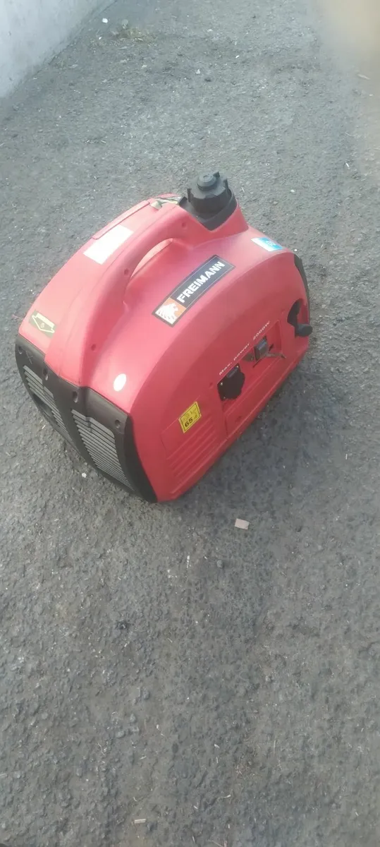 2 generator 2000w 2 pin pulg price too sell - Image 1