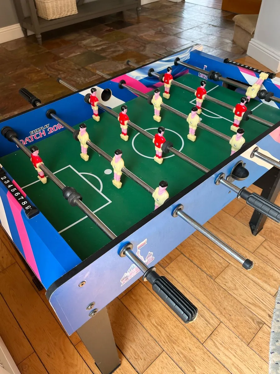 Foosball table - Image 1