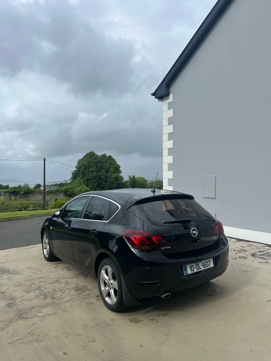 Opel Astra - Image 4