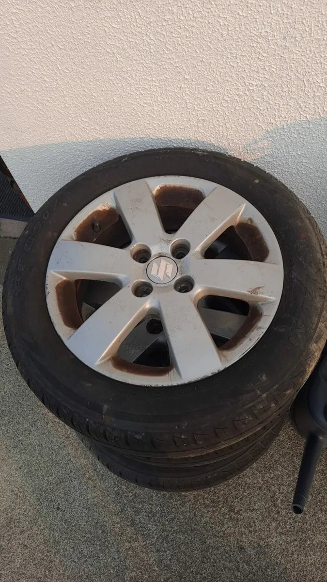 Alloys - Image 1