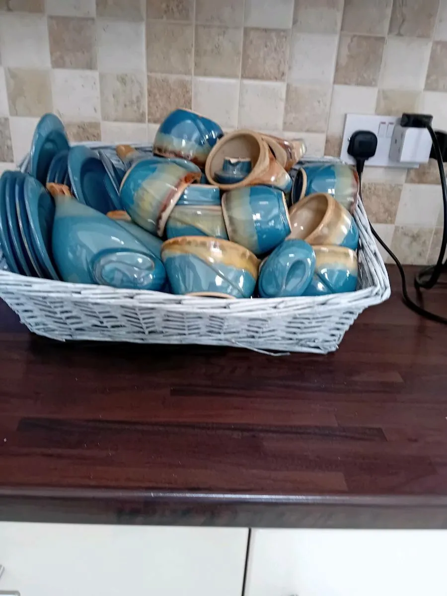 AUGHRIM POTTERY TEA SET