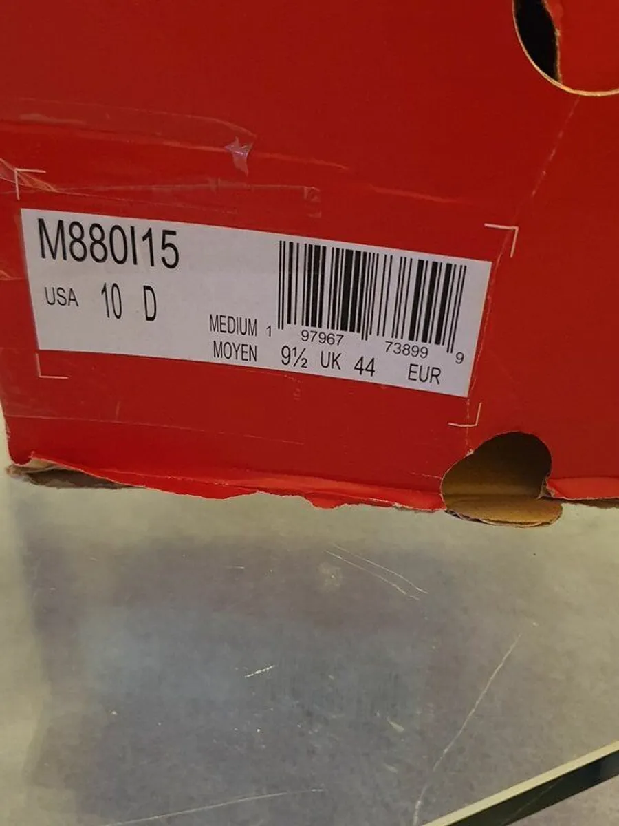 Running shoes - Image 2