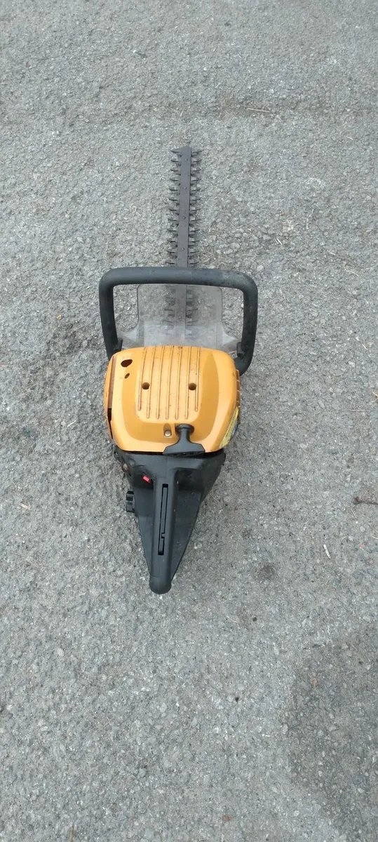 McCullough hedge strummers priced - Image 4