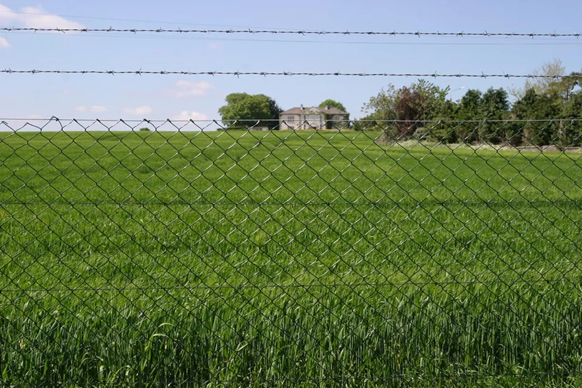 CONTRACT FENCING AT FRS TINAHELY - Image 3