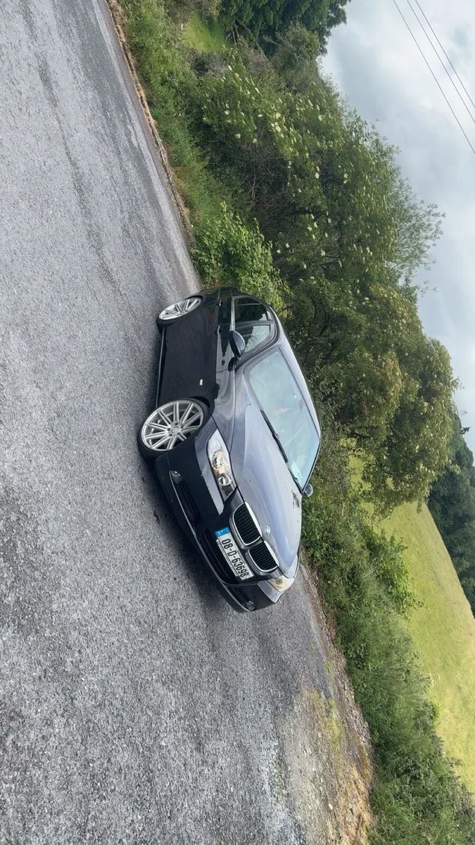 BMW E90 black - Image 2