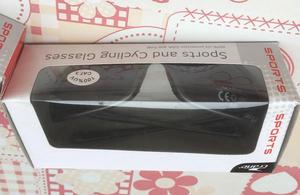 NEW SEALED Cycling Accessories Glasses /Bike Light - Image 4