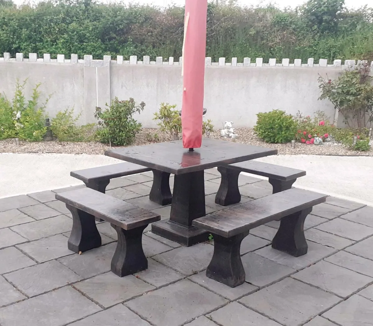 New table and bench set