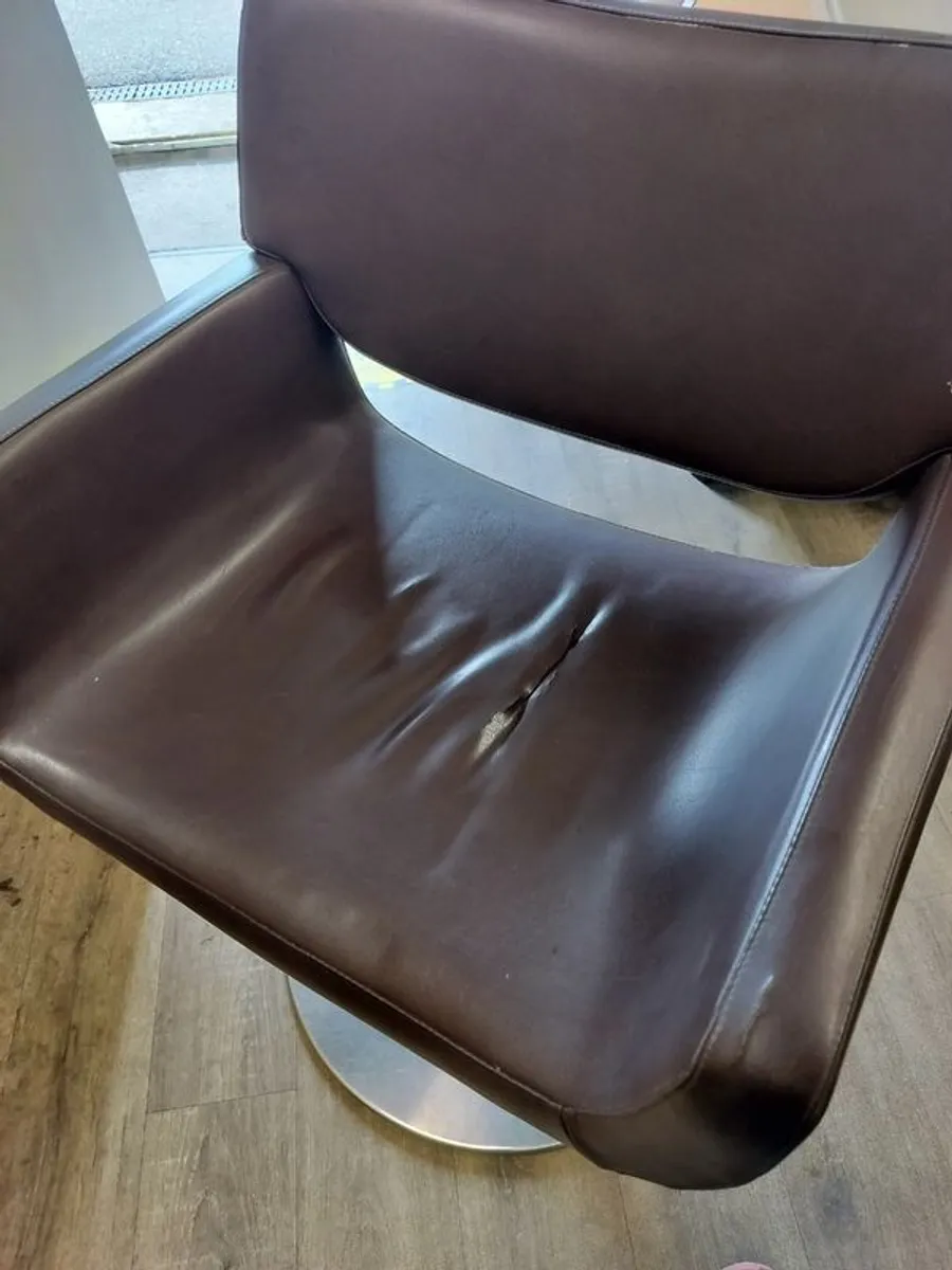 Salon chairs - Image 4