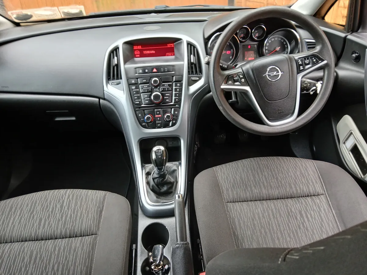🆕️2013 Opel Astra SC 1.3 CDTI 95PS🆕️ - Image 4