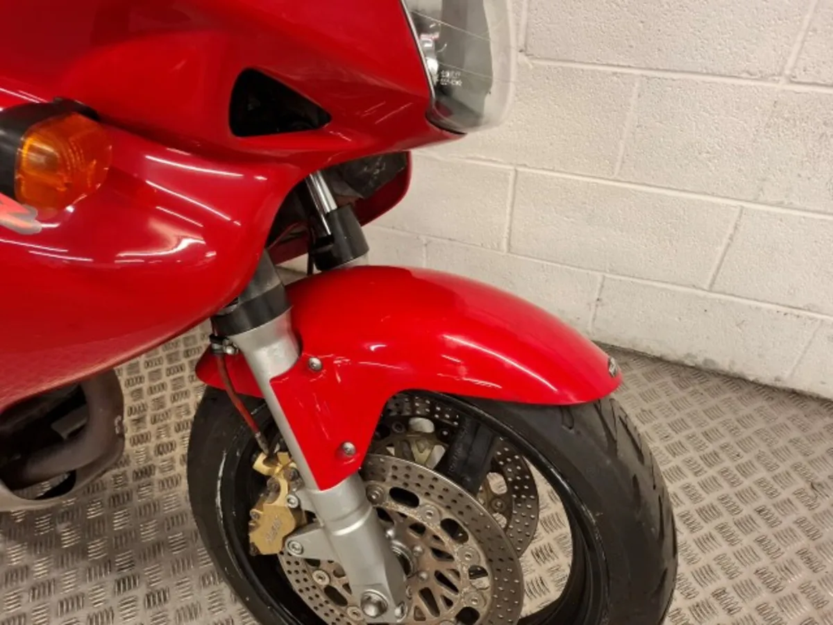 Honda VRT 1000 Firestorm - Image 3