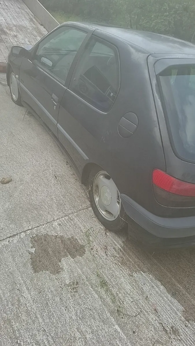 Peugeot 306 2001 - Image 1