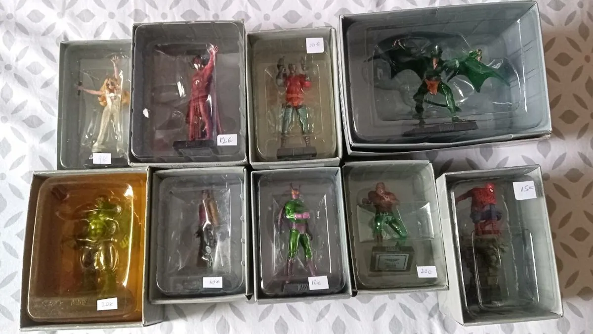 Marvel figurines - Image 3