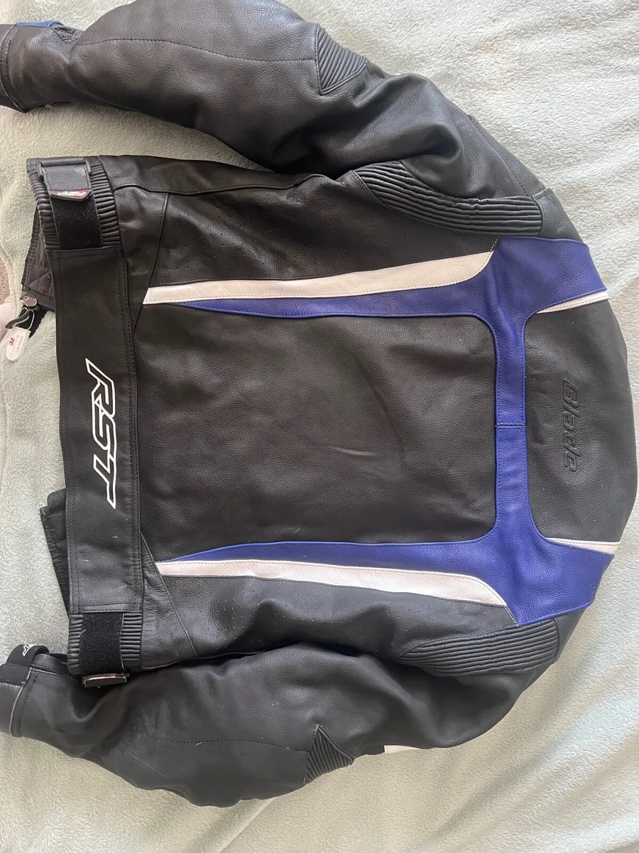 Motorbike jacket RST size M - Image 3