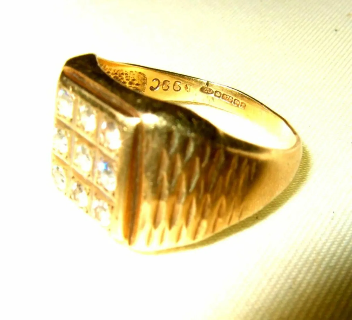 Vintage Gentlemans Gemset Ring - Image 4