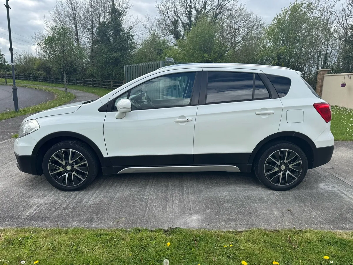 Suzuki SX4 S-Cross 2015 - Image 4