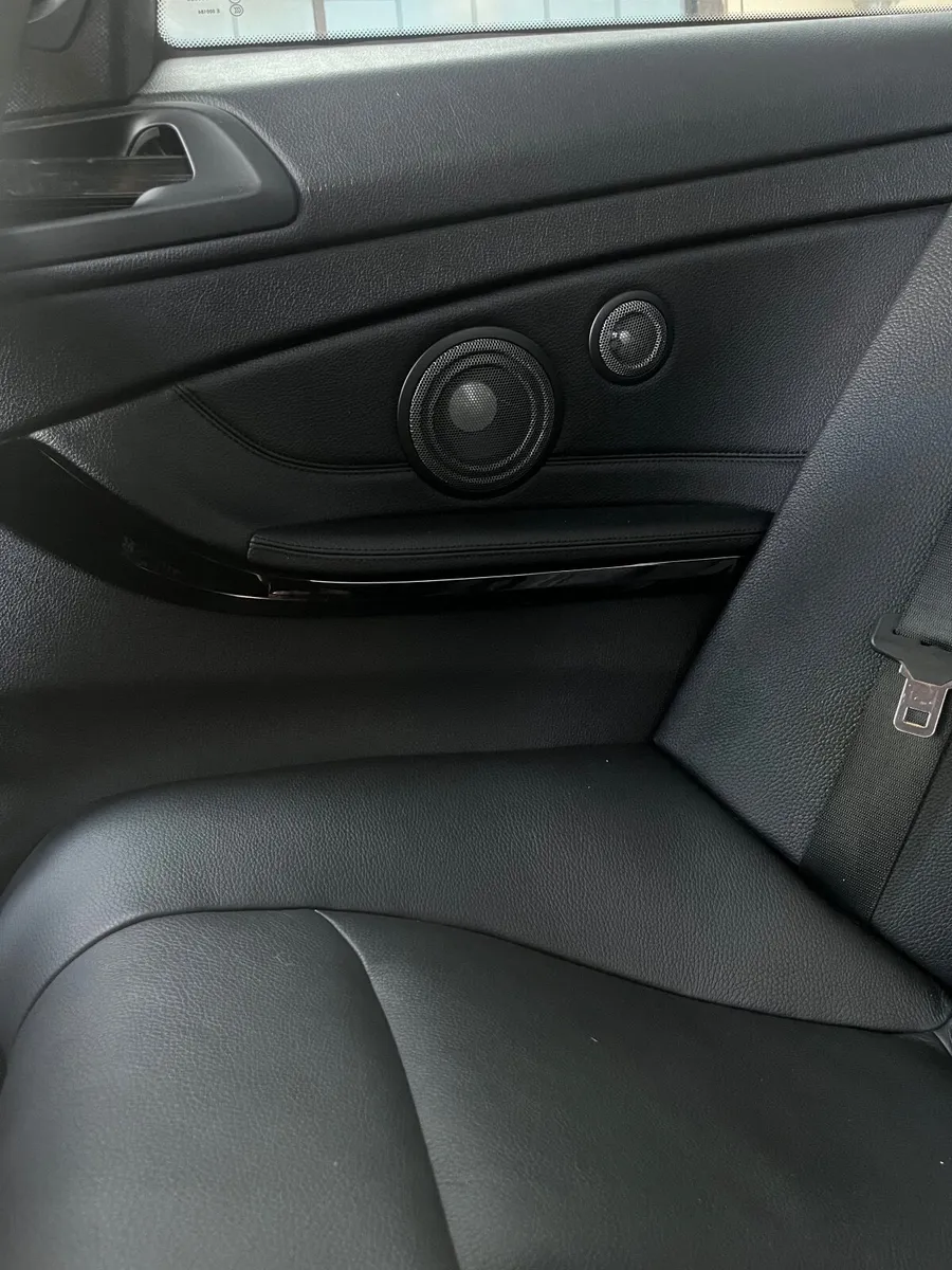 BMW 4-Series 2017 - Image 2