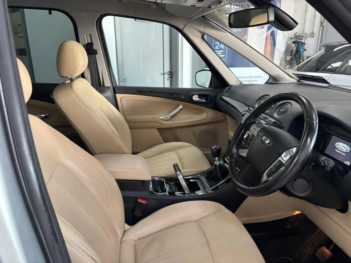 Ford Galaxy 2012. 2.0TDI. TITANIUM X - Image 4
