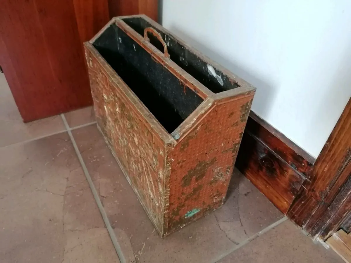 Vintage Magazine Rack - Image 3