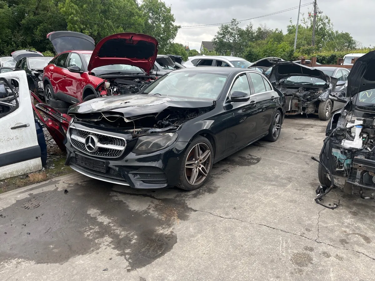 2019 Mercedes e220 for parts - Image 1