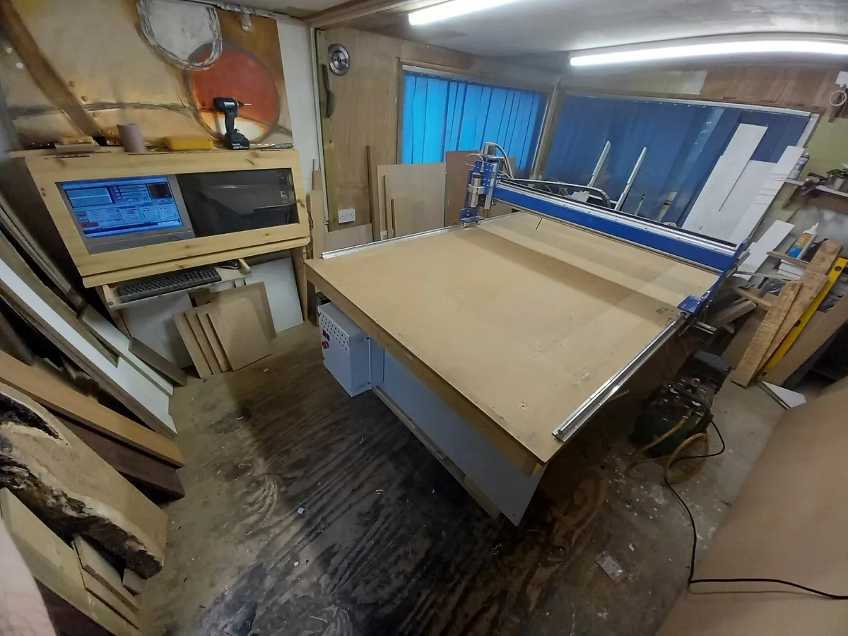 CNC 8 x 4 router - Image 1
