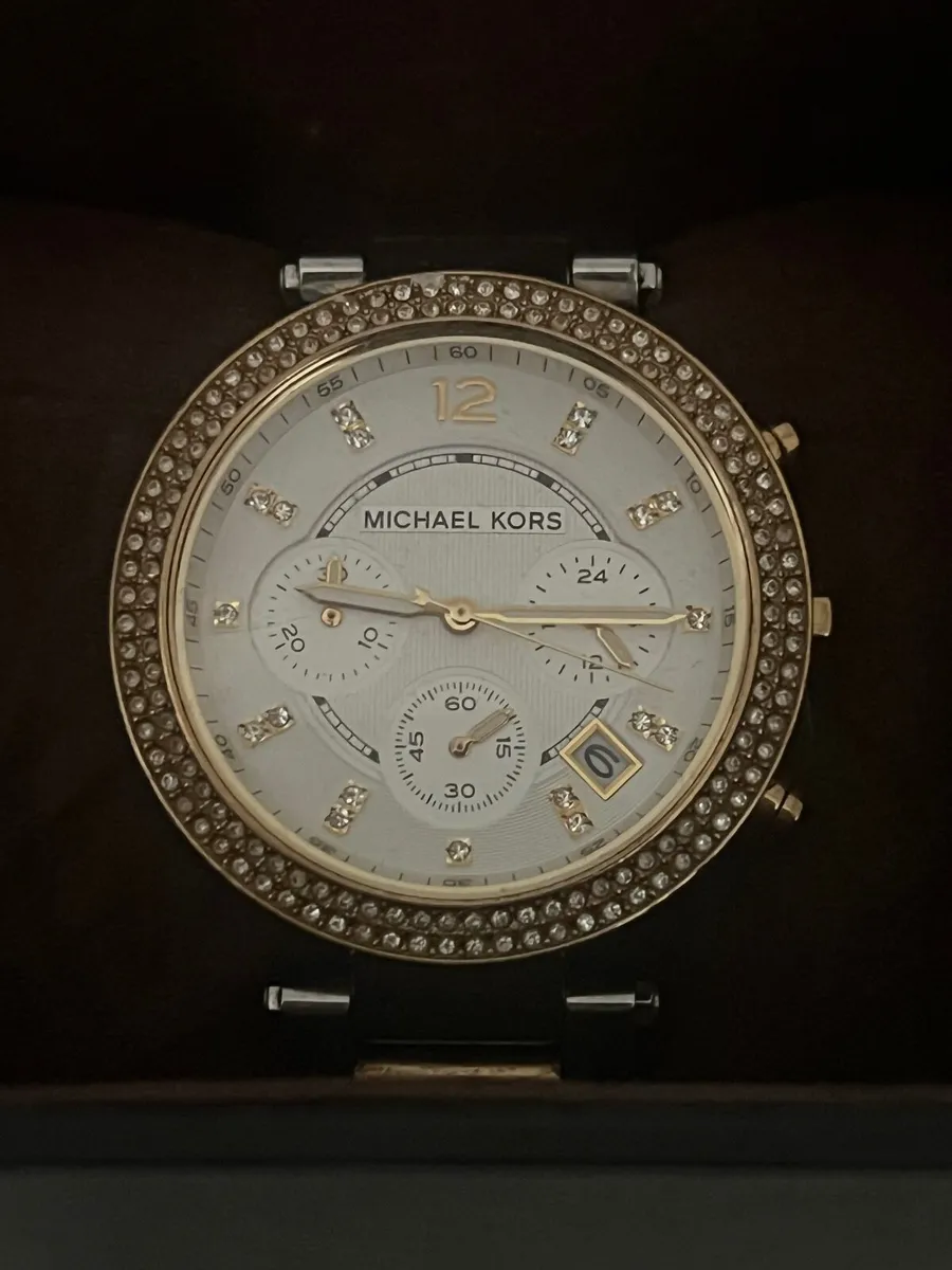 Michael Kors women Watch - Image 1