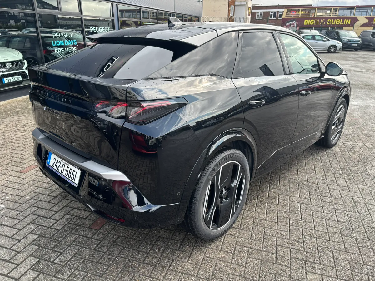 2024 Peugeot 3008 eGT 73kwh - Image 4