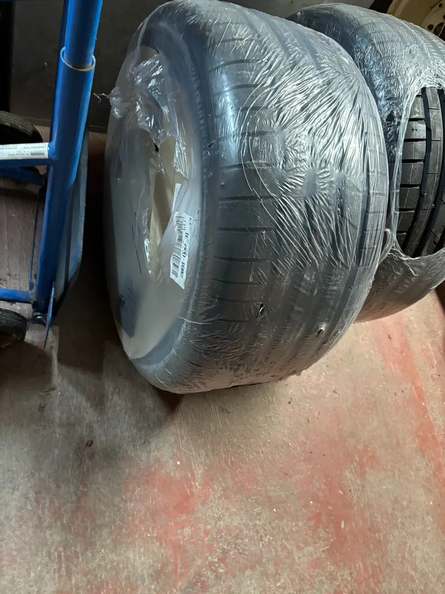 Tyres - Image 3