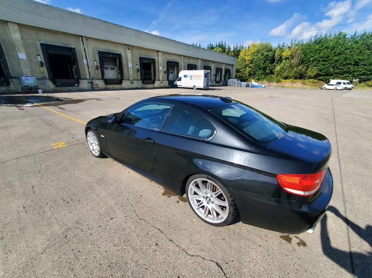 BMW 320D COUPE - Image 2