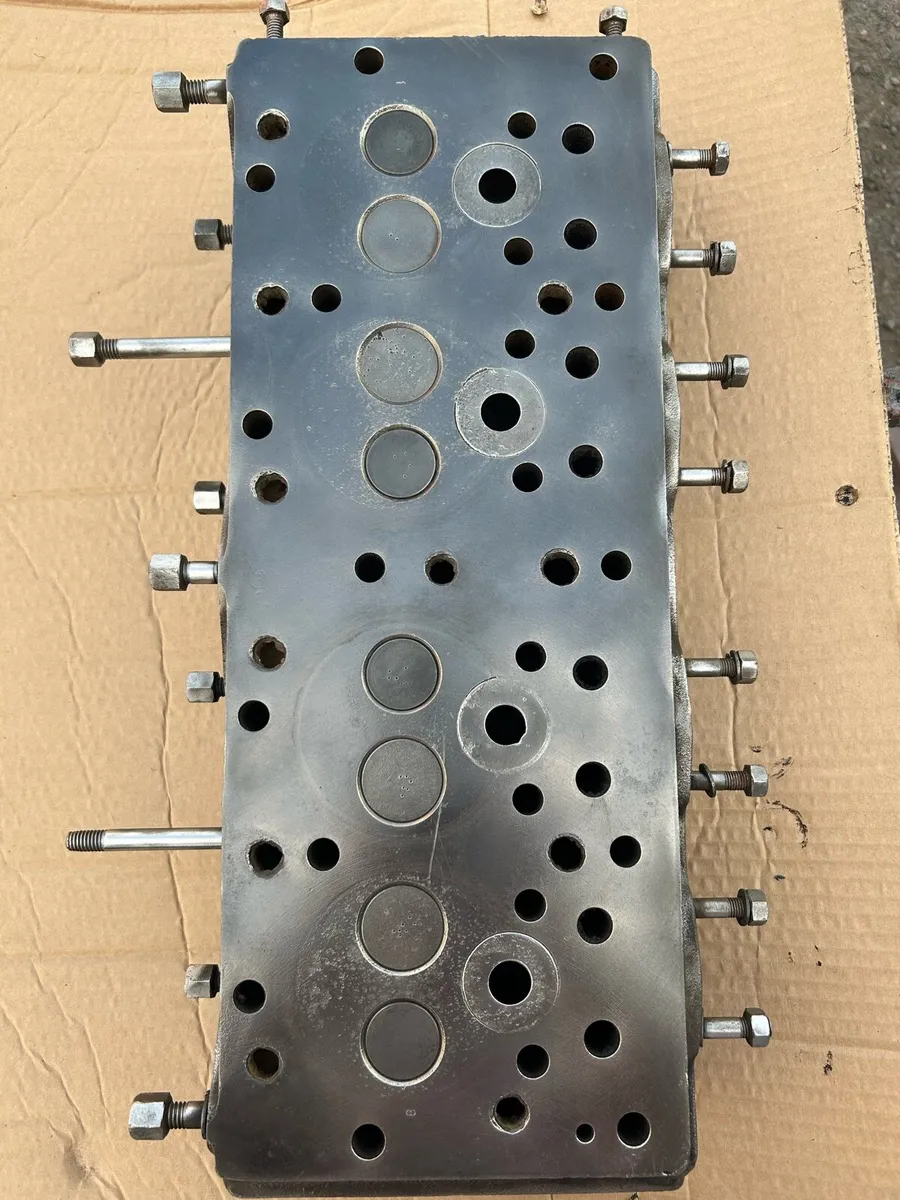 Head for Ferguson 20 Diesel cylinder head - Image 4