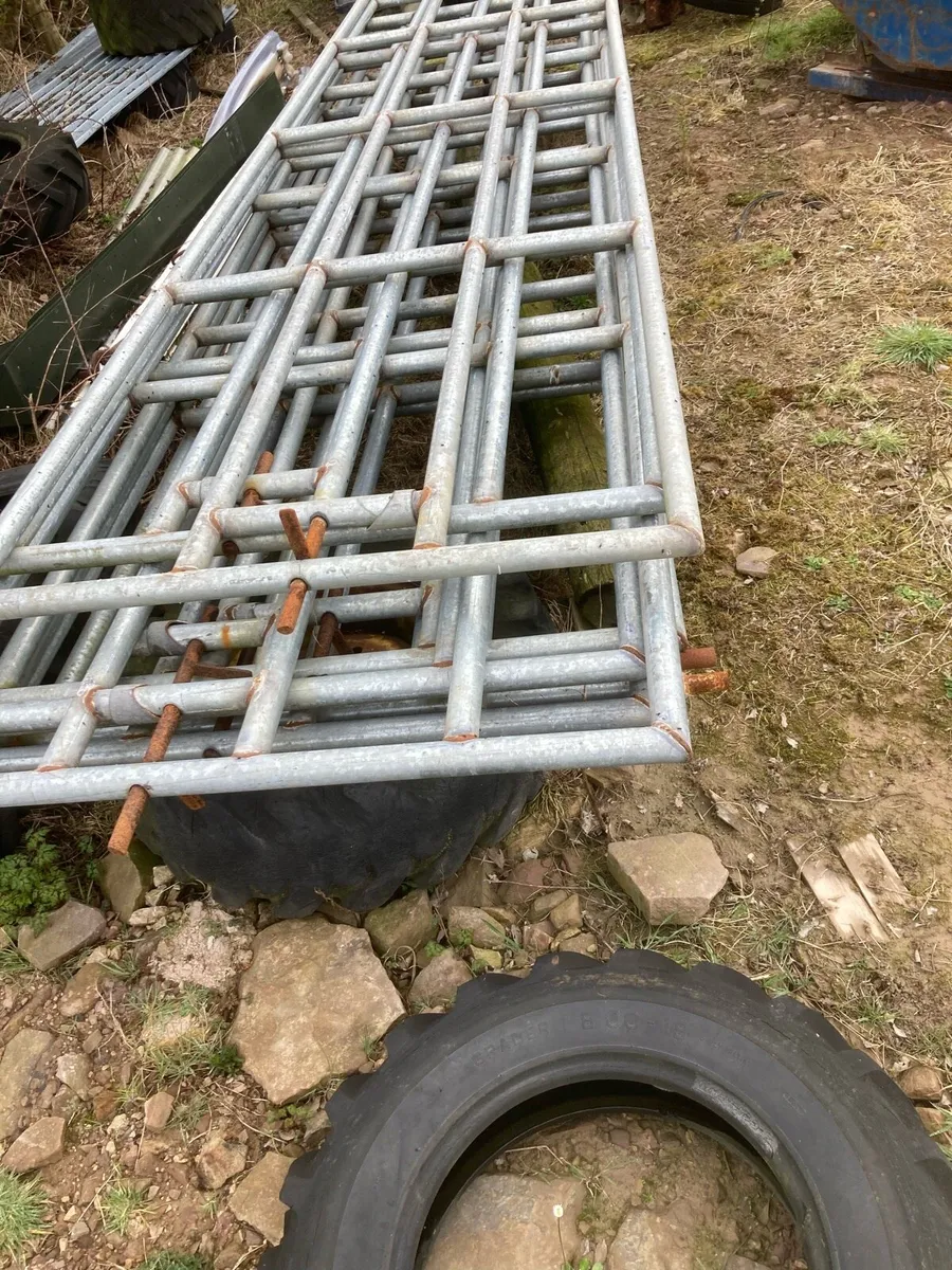 Boat moorings - Image 2