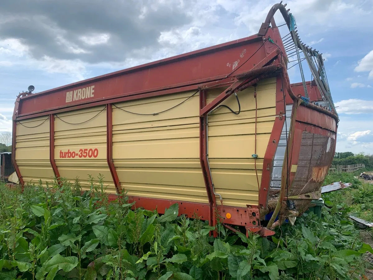Krone silage wagon - Image 1