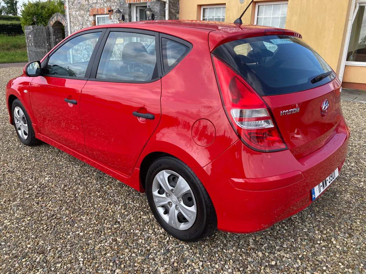 Hyundai i30 2011 Petrol - Image 3