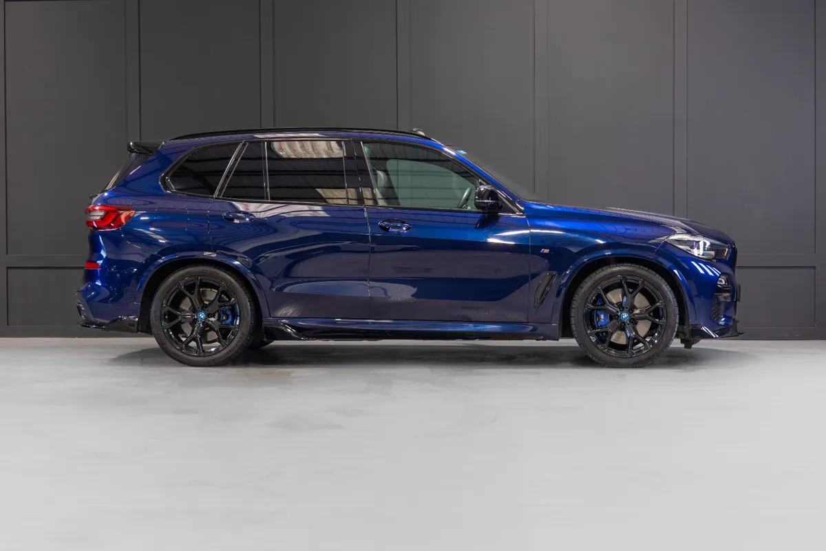 2021 BMW X5 X-Drive 45e M-Sport 5 Seat N1 Crewcab - Image 2