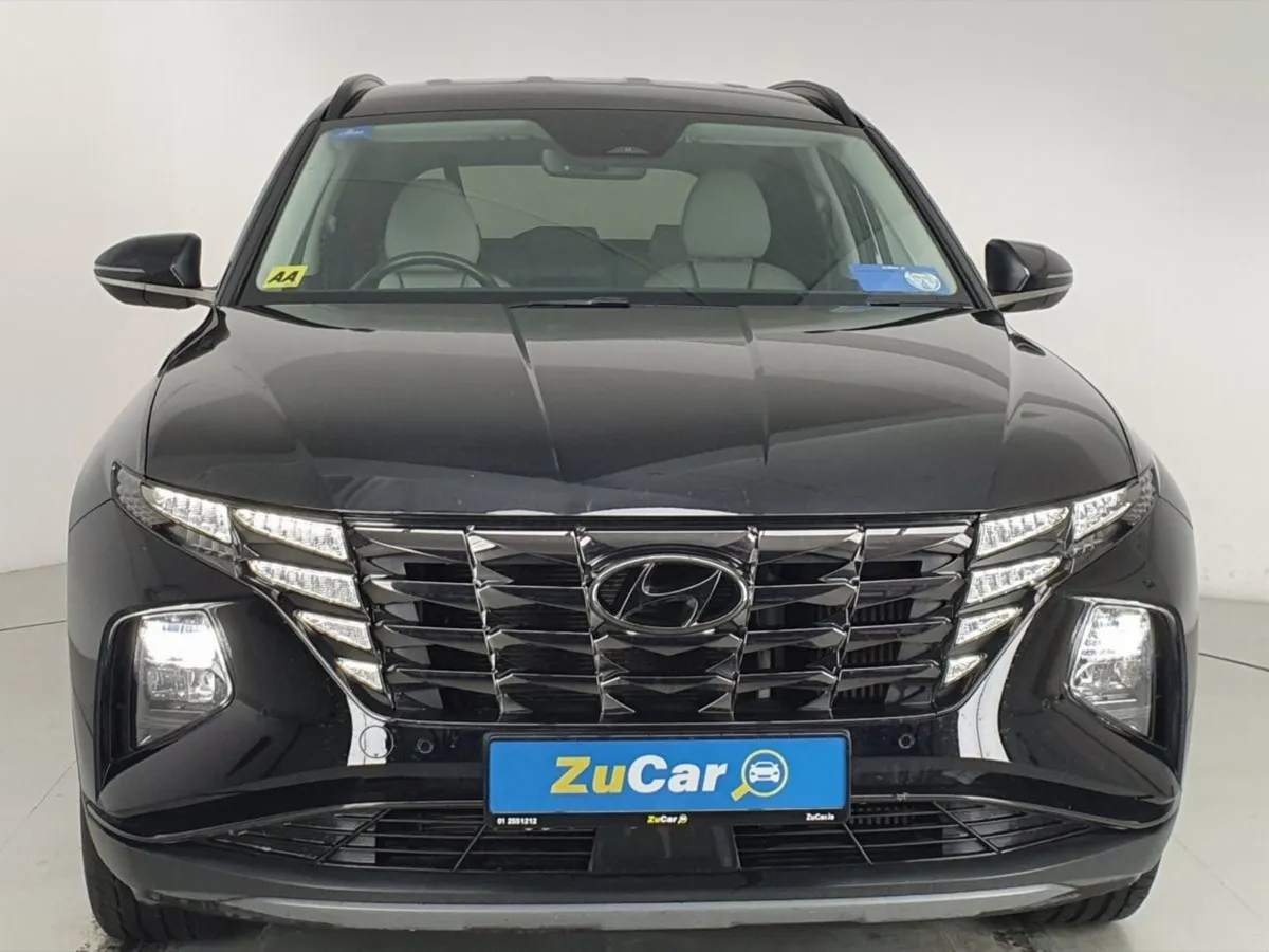Hyundai Tucson  253 2WD Executive Plus - Image 3