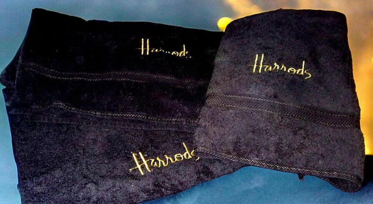 Harrods Towel Set - Image 2