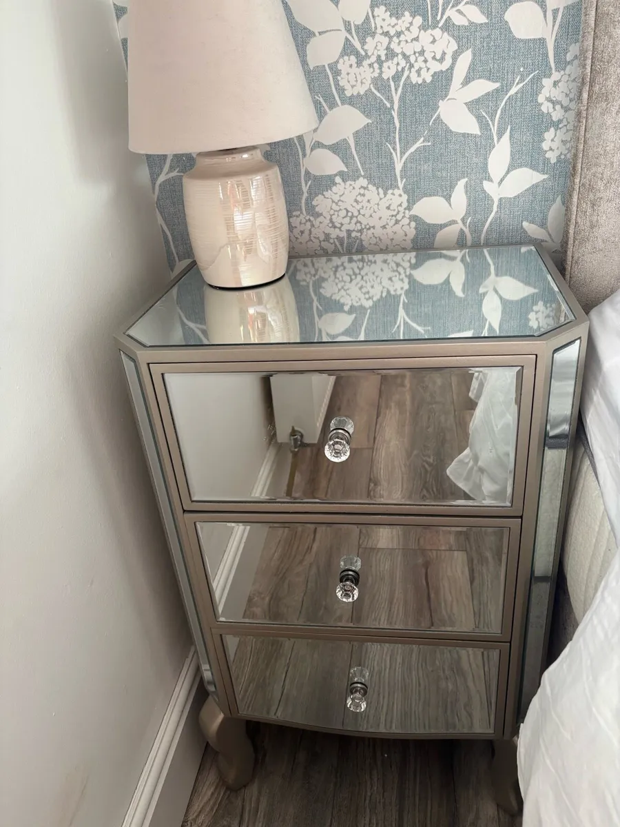 Glass bedside table X2 - Image 3