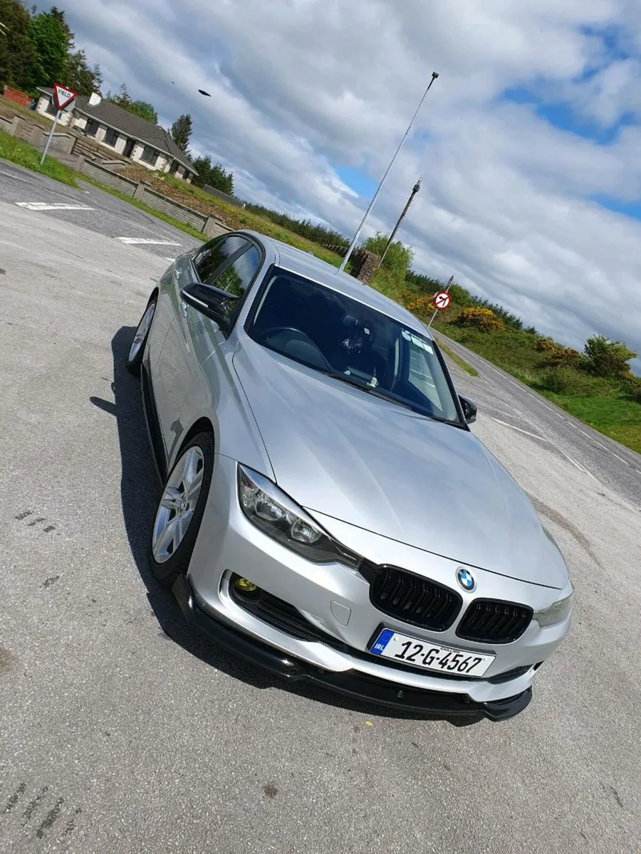 2012 BMW 320D - Image 1