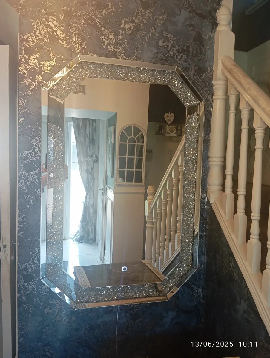 Mirror - Image 1