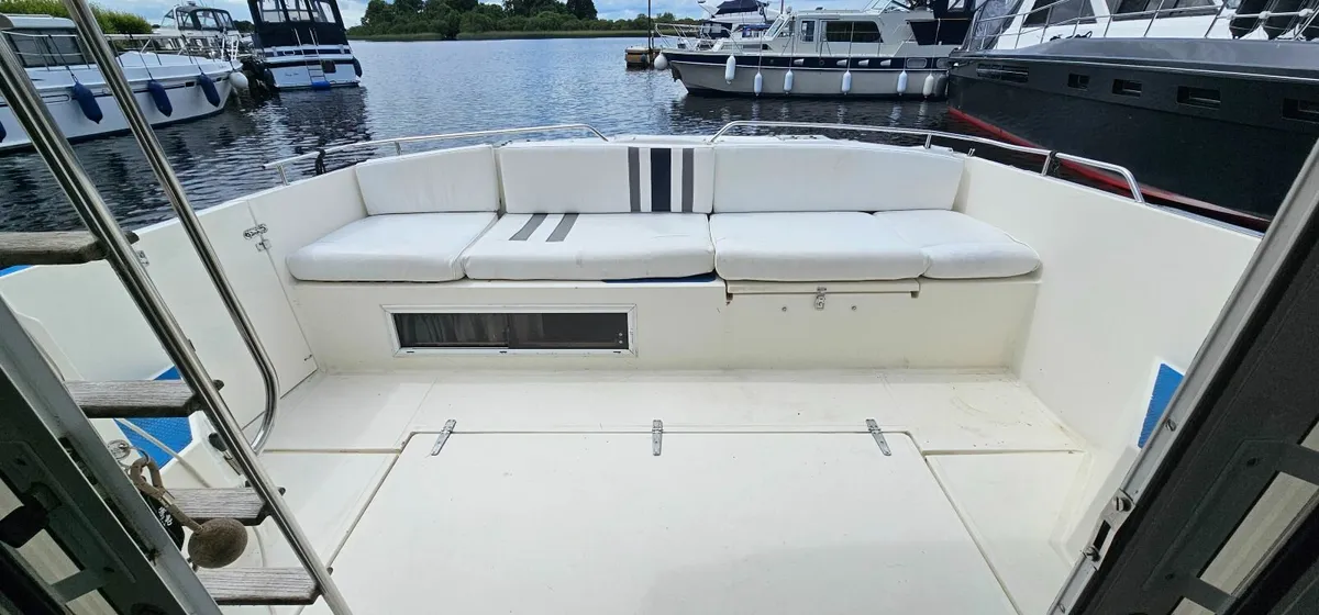 Fairline 40 - Image 2
