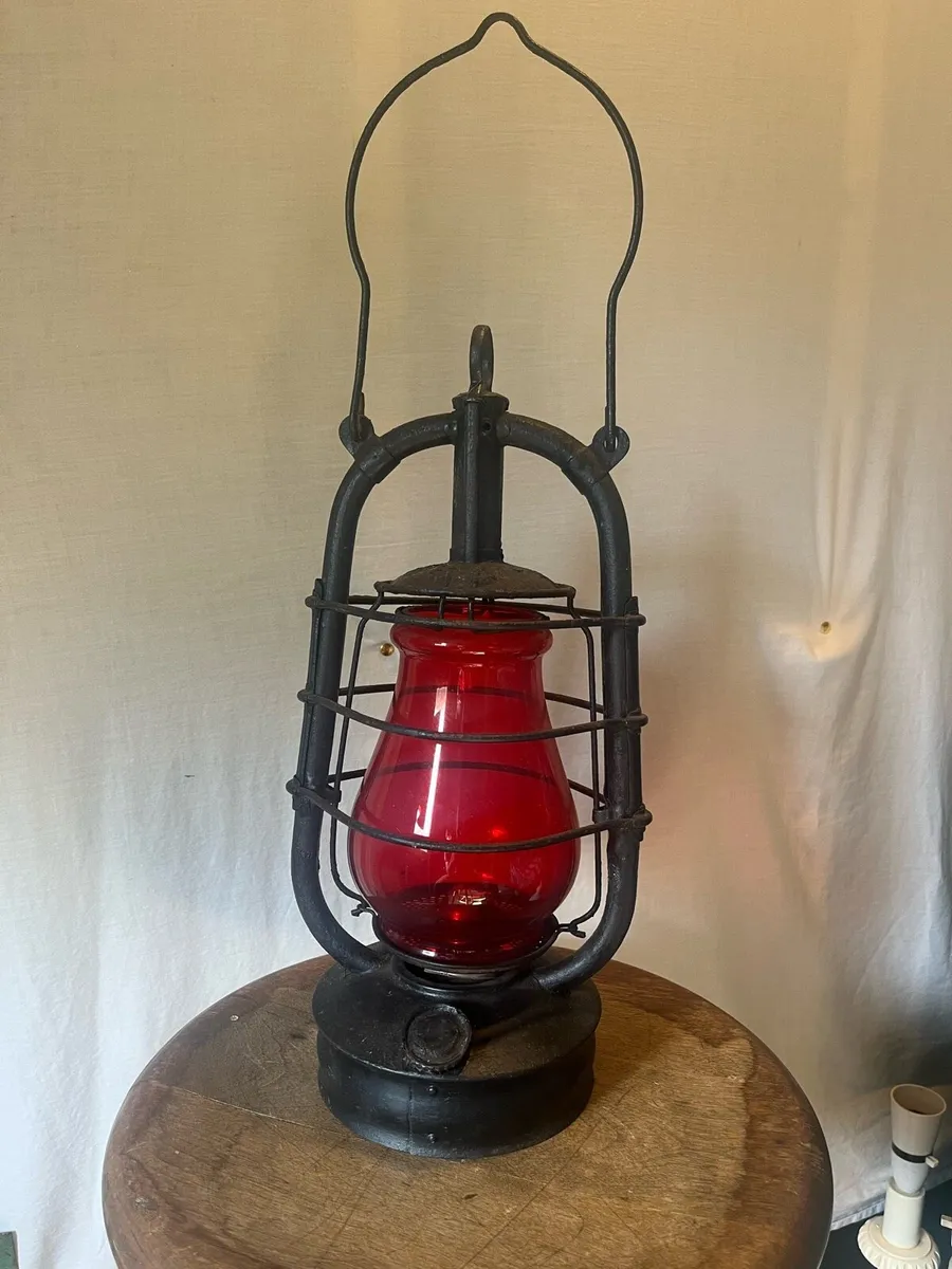 Antique BAT Oil Tilley Lamp - Image 3