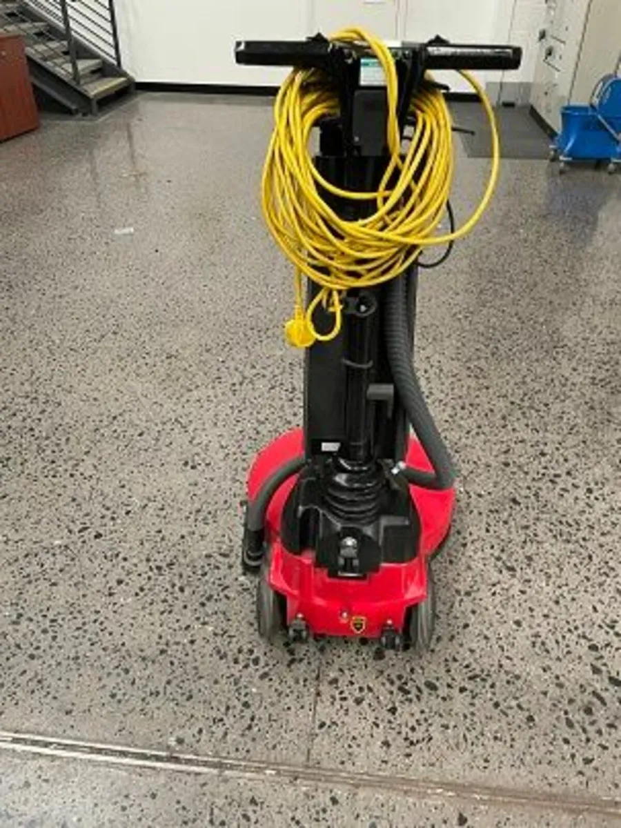 Floor Cleaning Equipment - Image 2