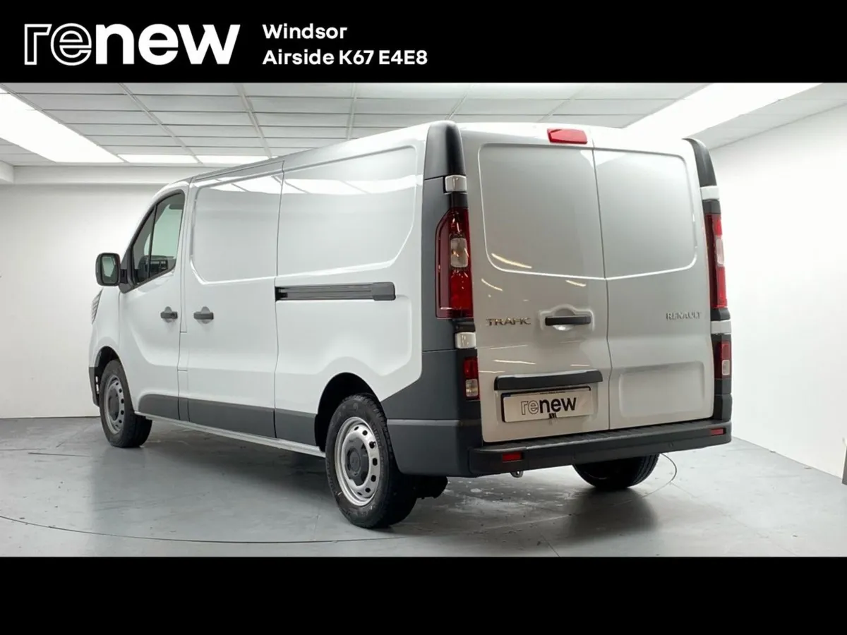 Renault Trafic Ll30 Blue dCi 130 Start Panel Van - Image 4