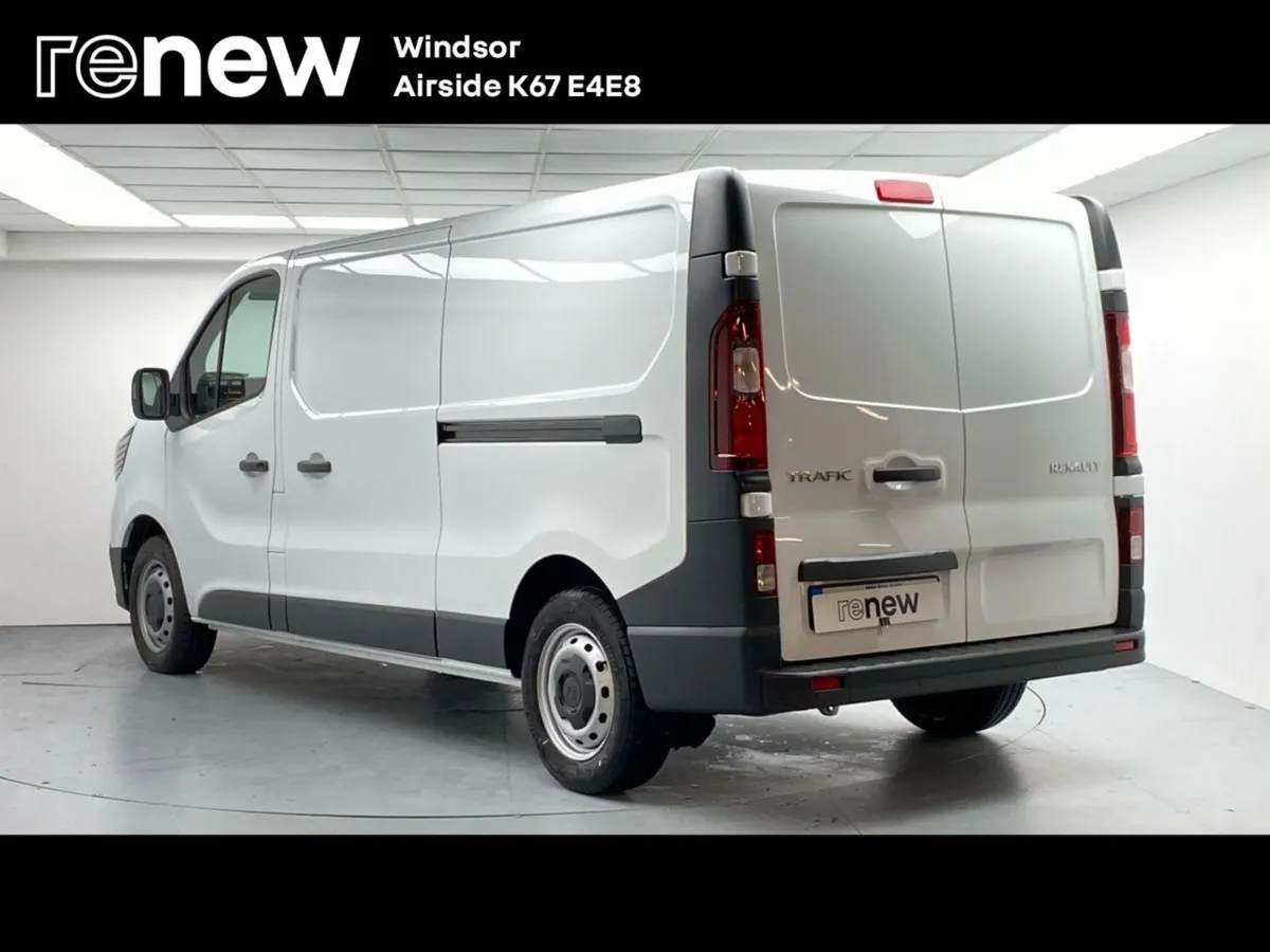 Renault Trafic Ll30 Blue dCi 130 Start Panel Van - Image 4