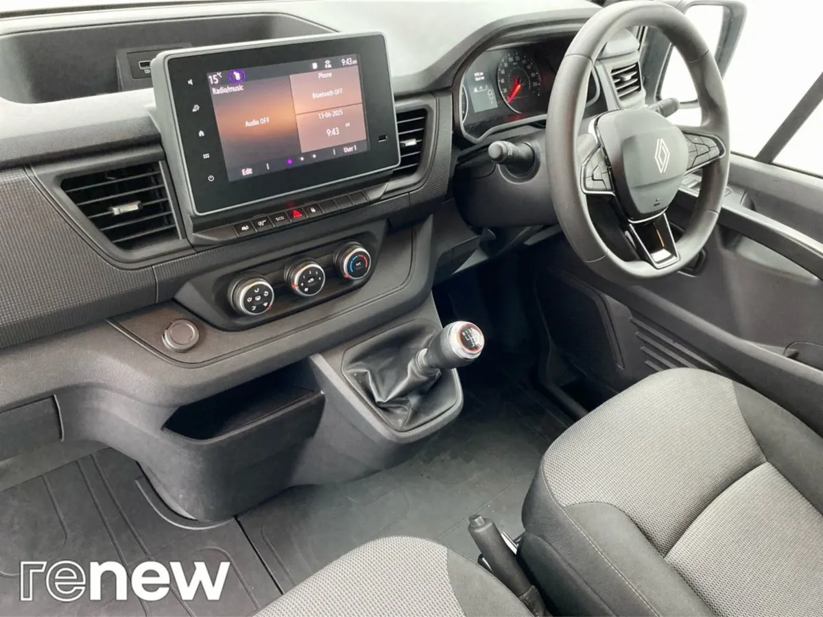 Renault Trafic Ll30 Blue dCi 130 Start Panel Van - Image 3